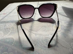 Stylish Oversized Cat-Eye Sunglasses