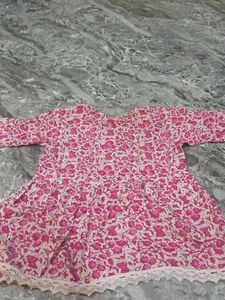 💗💗a cutie Floral short kurti💗💗