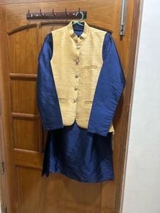 Blue Kurta pyjama set for Men