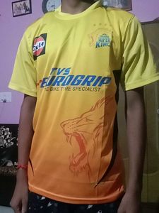 csk jersey