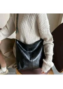 BRAND NEW Medium sized shoulder Bag