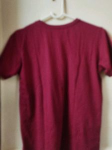 Burgundy Graphic Tee - Nucilo