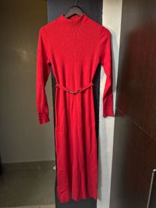 FOREVER NEW Elegant Red Maxi Dress with Belt