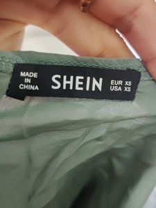 Trendy Green Crop Top