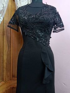 🖤 PRE-LOVED Elegant Black Sequin Evening Gown🖤