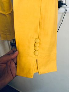 beautiful pants to be worn with kurties