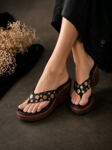 Stylish Black Floral Wedge Sandals
