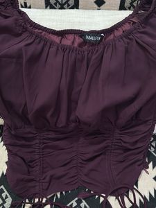 Chic Ruffled Off-Shoulder Top