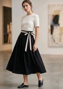 Balck bow tie skirt