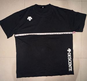 Descente Black T-Shirt