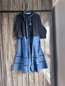 Chic Blue Denim &amp; Black Shirt Dress
