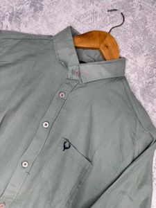 Allen Solly Men's Casual Green Button-Up Shirt