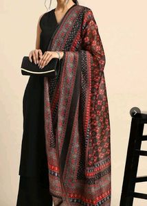 Elegant Black Kurta with Printed Dupatta