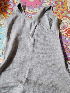 Grey Ribbed Sleeveless Tank Top warmer