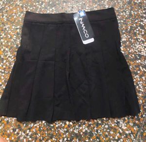 Black Pleated Mini Skirt