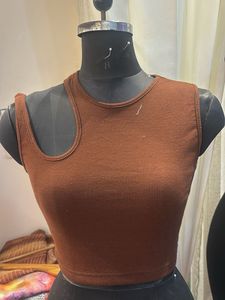 brown crop top