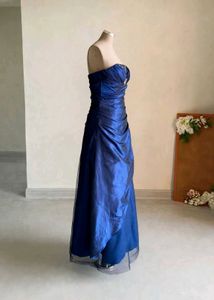 Elegant Royal Blue Embellished Gown ❤️