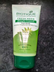 Biotique Fresh Neem Pimple Control Face Wash
