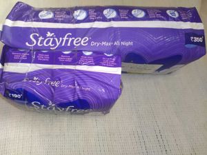 Combo Stayfree Dry Max All Night 42 Sanitary Pads