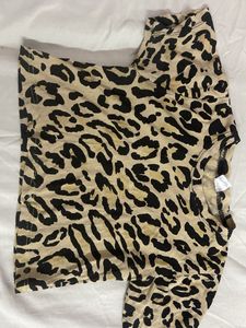Leopard Print Cropped T-Shirt