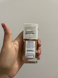 Flower Light Illusion Foundation