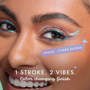 Nykaa Stardust Chrome Eyeliner, shade Cyber Baddie