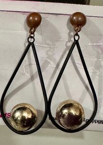 combo offer for hair pin and 2 earings