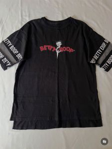 Betty Boop Graphic T-Shirt