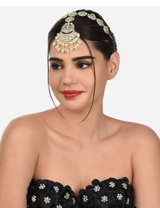 Beautiful Maang Tikka with Pearls