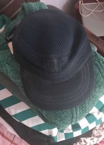 Navy Mesh Cap 🧢