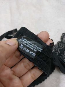 Elegant Black Lace Bra