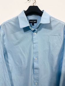 Light Blue Men's Button-Up Shirt 🇺🇸