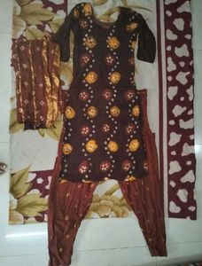 dupatta/dress