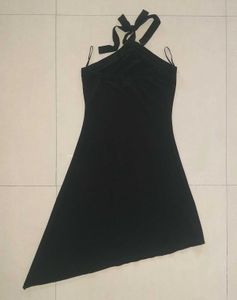 🖤 Black Embellished Halter Neck Party Dress 🖤