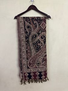 Beautiful Kashmiri Print Shawl On Sale!!