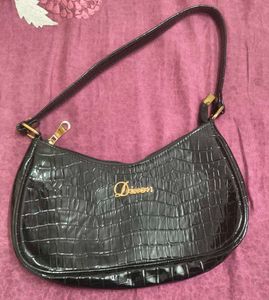 Chic Black Croc Embossed Hobo Bag