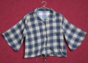 Chic Sleeve Cropped shirt