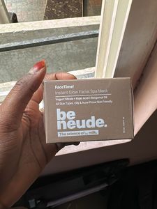 Be Neude Instant Glow Facial Spa Mask