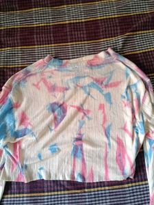 Tie-Dye Cropped Long Sleeve Top