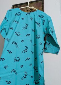Stylish Blue Leaf Print Kurta/unsused