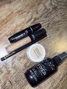 makeup kit