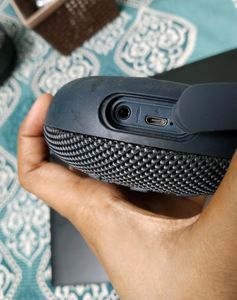 boAt Stone 190 5W, BT Portable Speaker Worth ₹1500
