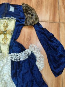 Elegant Blue &amp; Gold Medieval Gown
