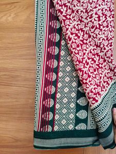 Red Floral Print Saree