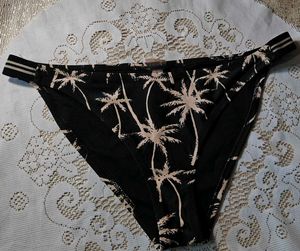 black tree print bikini bottom⚡
