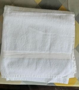 Set Of 2 Bath Towels White Color Pure Cotton