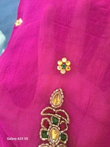 Elegant Pink 🩷 Saree