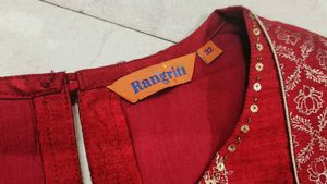 Elegant Red Embroidered Kurta women