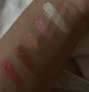 8-Shade Eyeshadow Palette