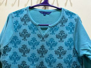 Avaasa Turquoise Blue Knitted Kurta Size L